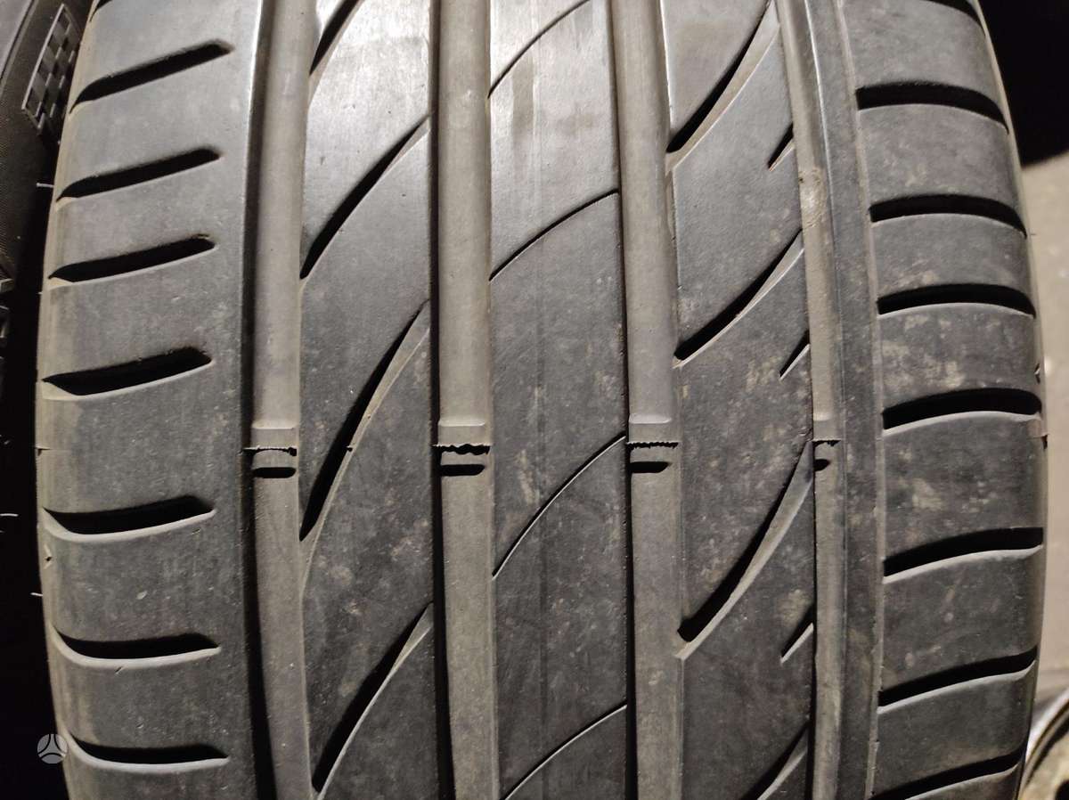 Continental (ZieminesUniversaliosVasarines, winter 295/40 R20