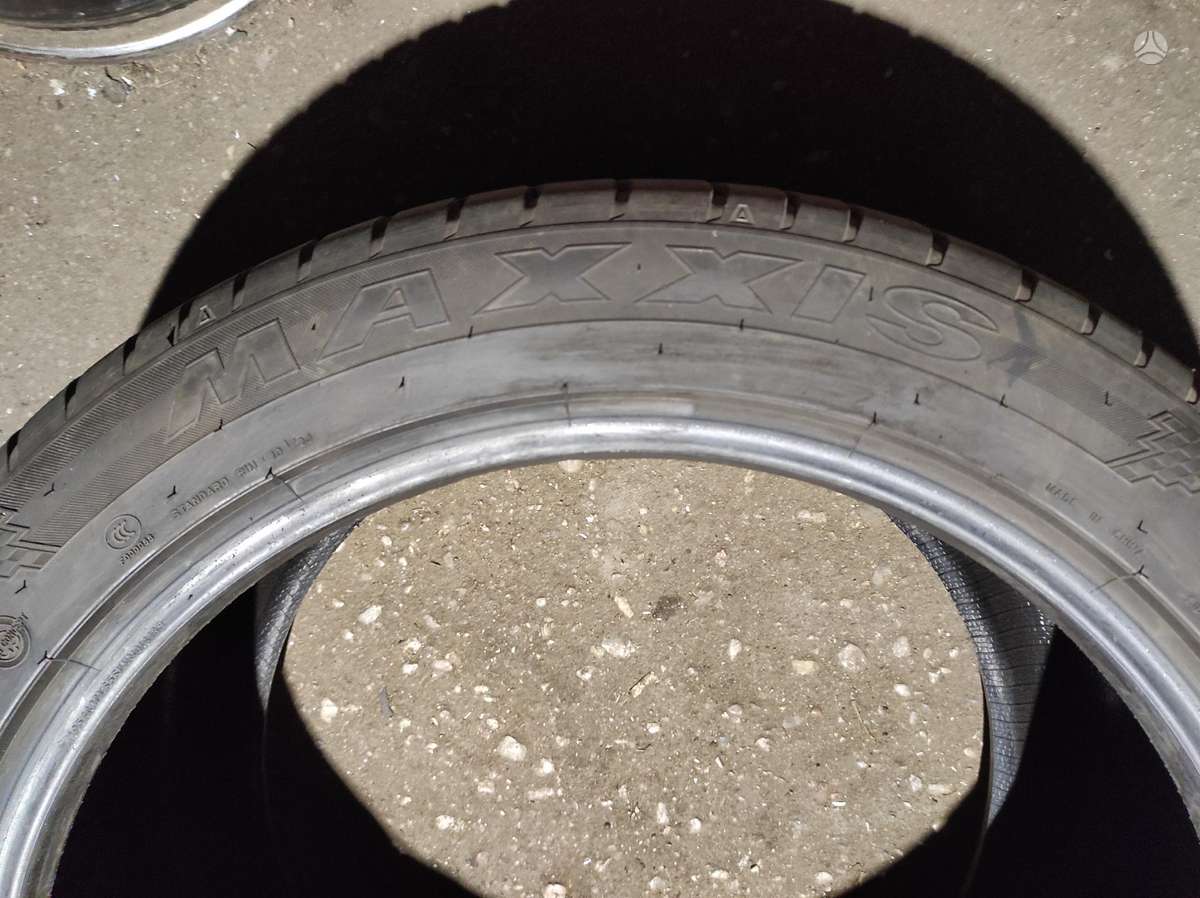 Continental (ZieminesUniversaliosVasarines, winter 295/40 R20