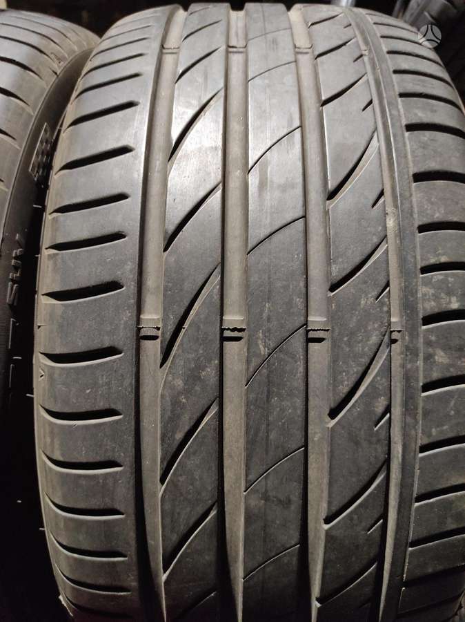 Maxxis, vasarinės 295/40 R20