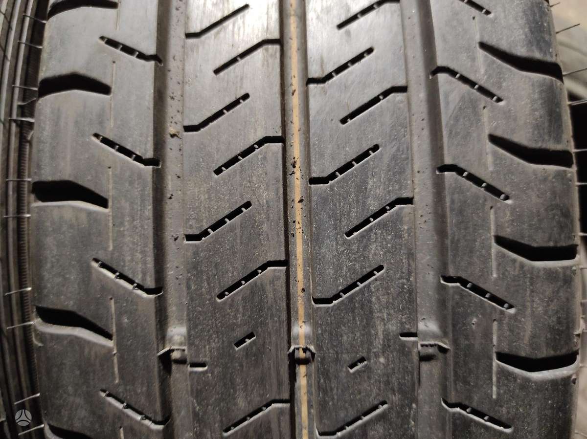 Dunlop, vasarinės 215/60 R17