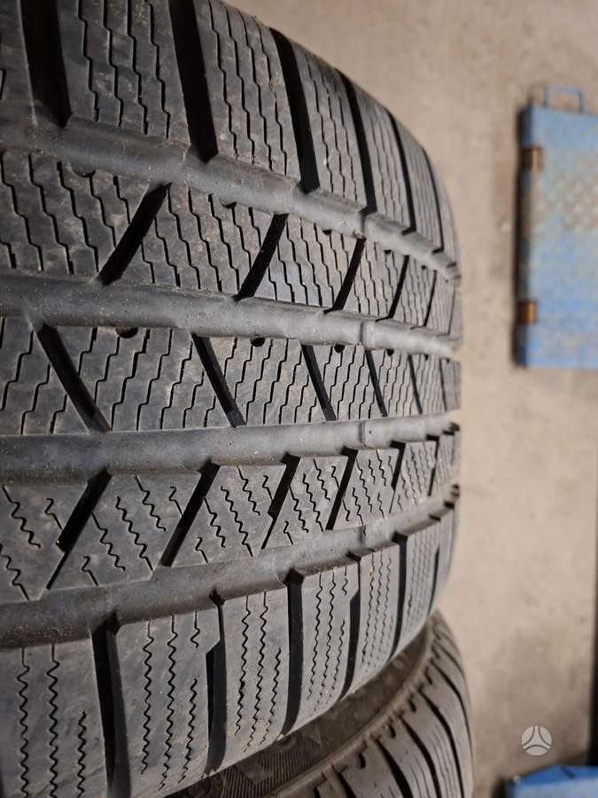 Continental, universalios 275/45 R19