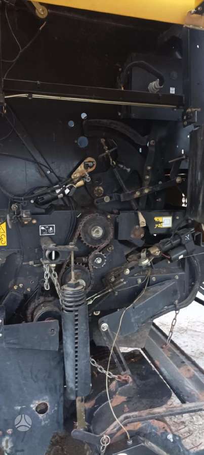 New Holland BR 7070 SuperFeed II, прессы