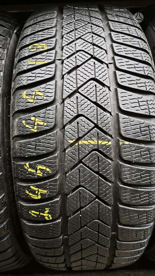 Pirelli Sottozero 3, winter 275/40 R18