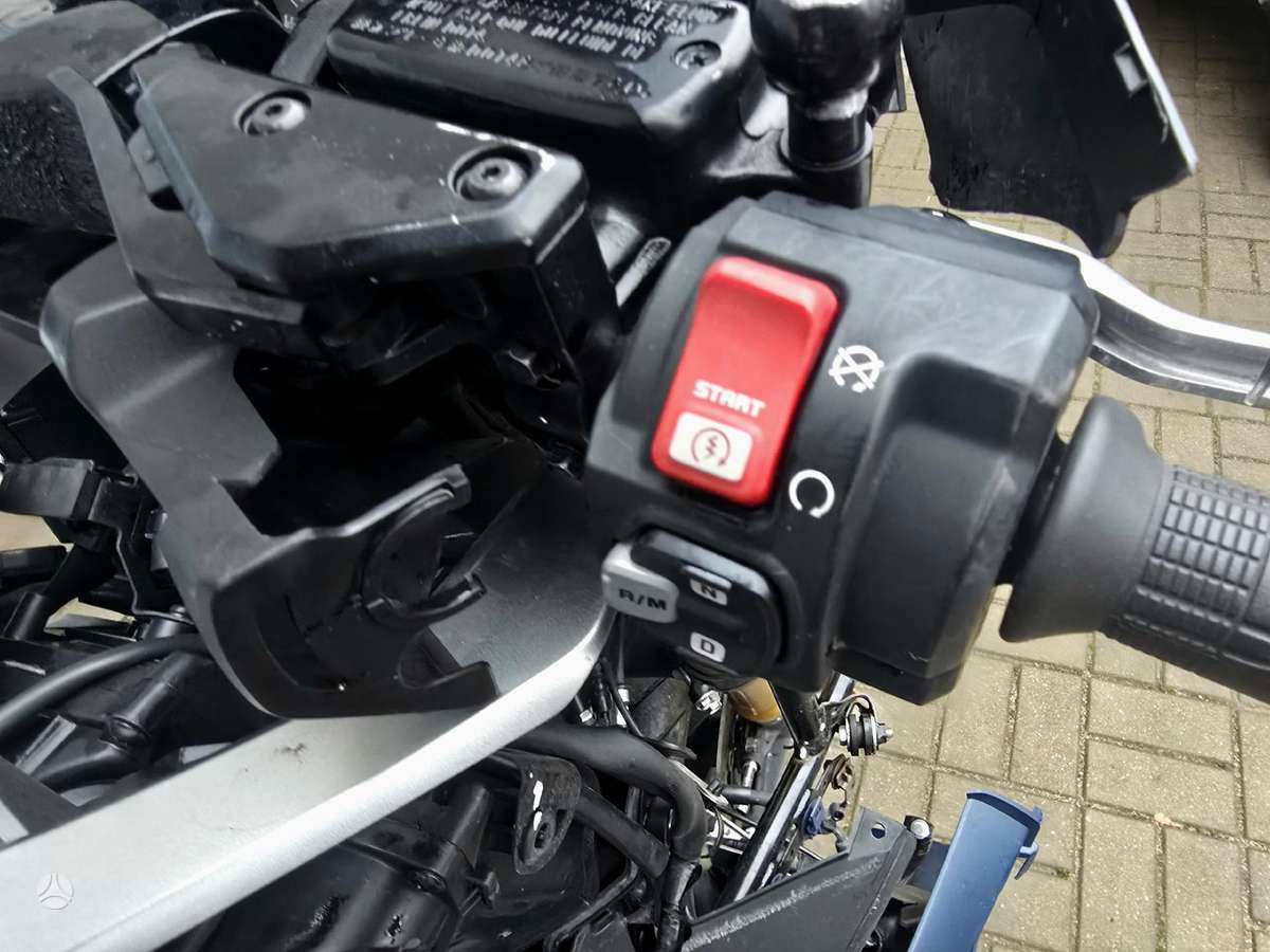 Honda Forza, scooters / mopeds
