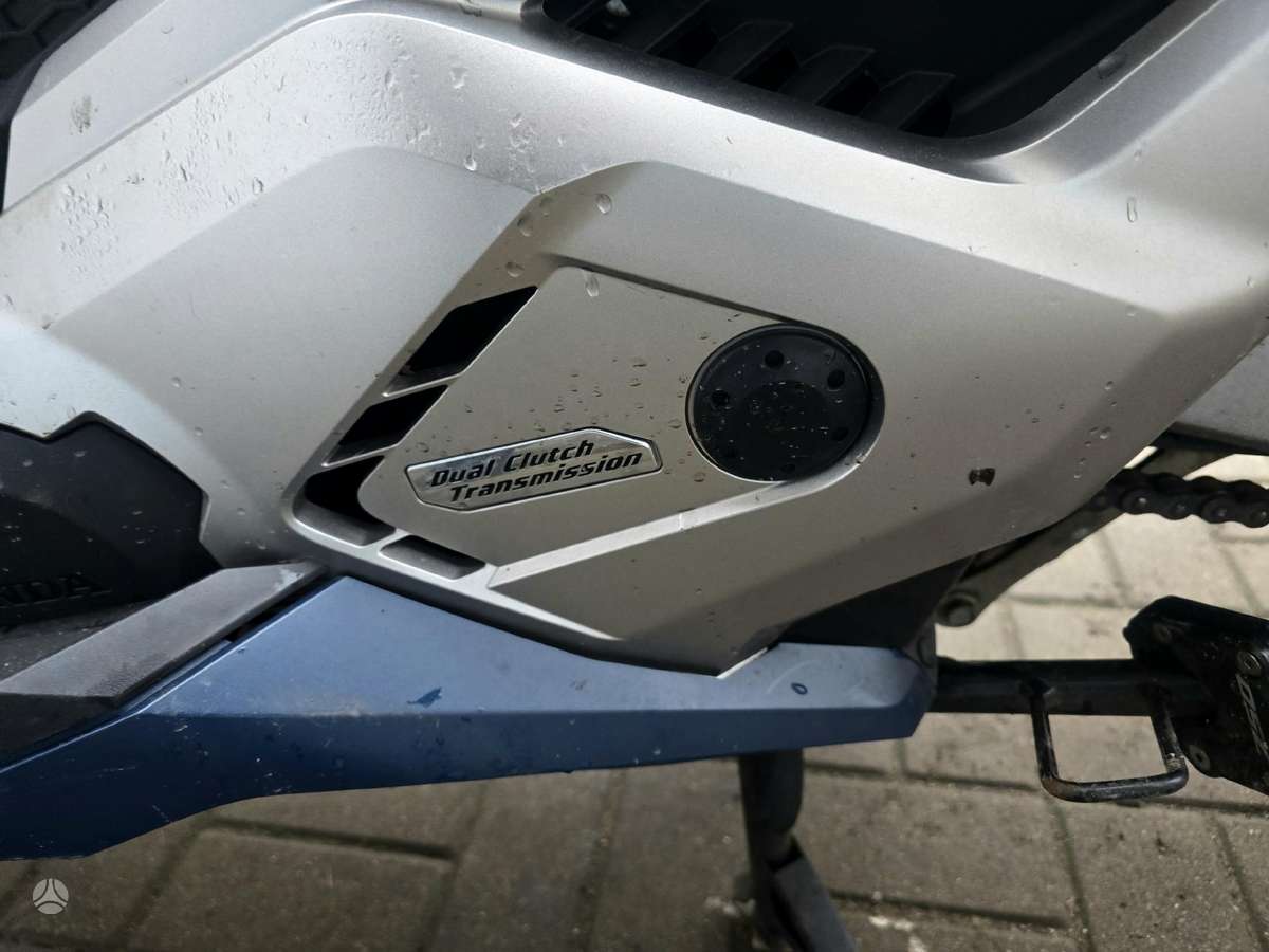 Honda Forza, scooters / mopeds