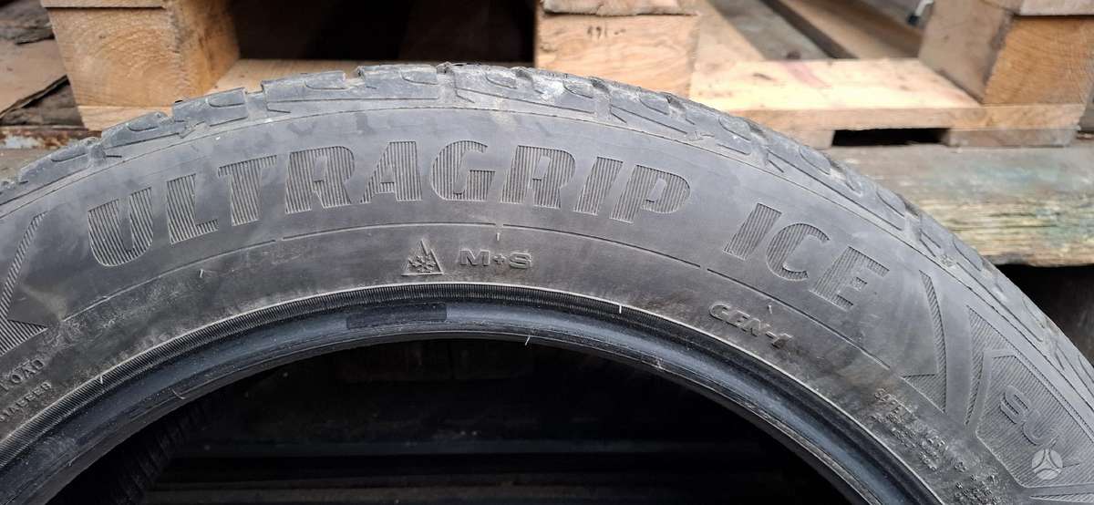 Goodyear, žieminės 235/55 R19