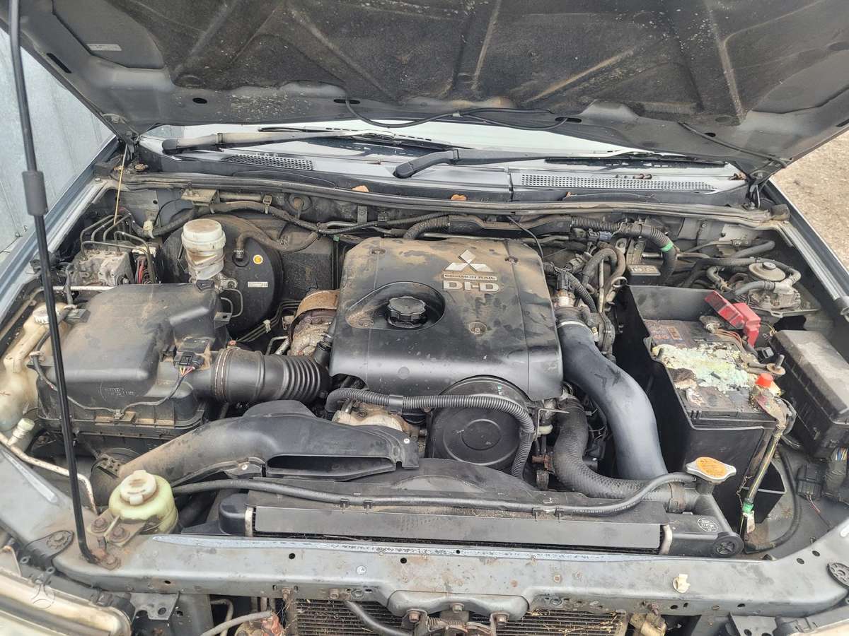Mitsubishi L200