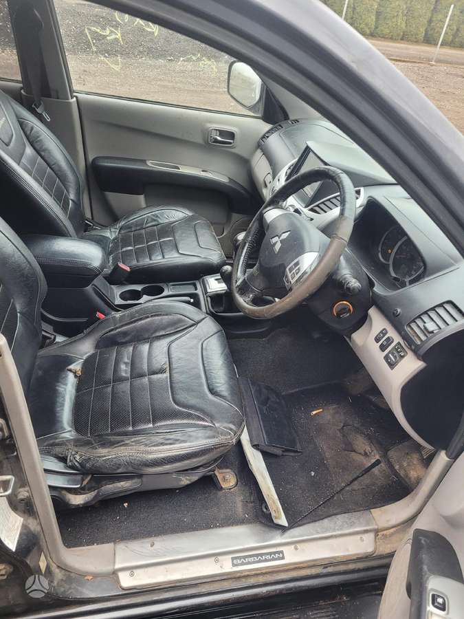 Mitsubishi L200