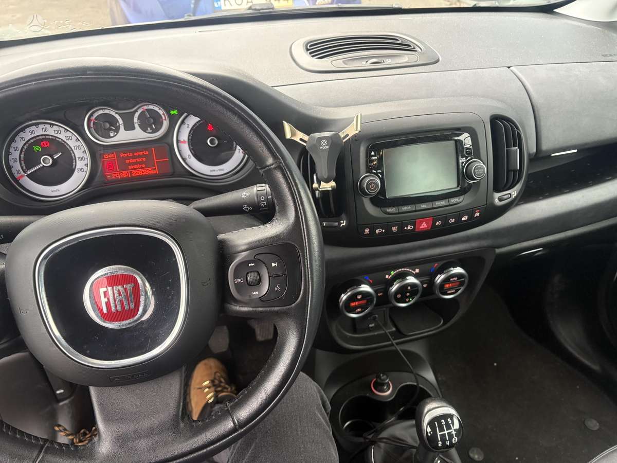 Fiat 500L, 1.3 l., hatchback