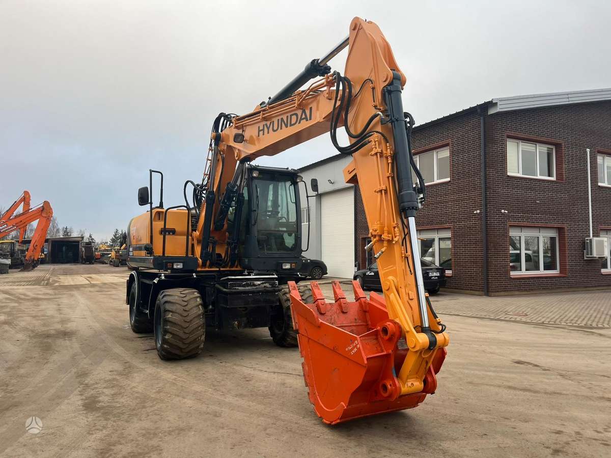 Hyundai ETEC HMK 150W, excavator