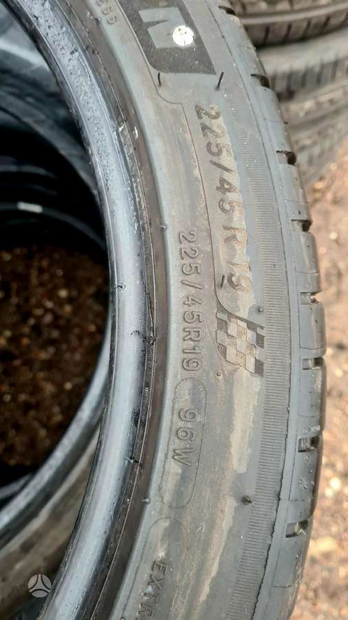 Michelin, summer 225/45 R19