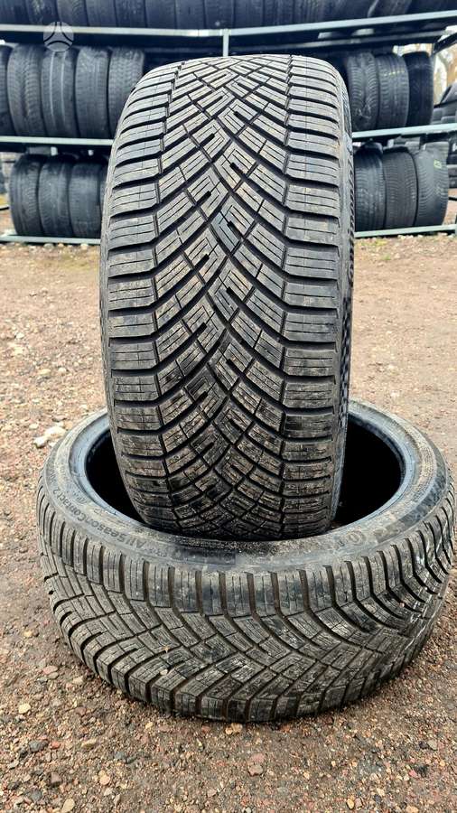 Continental, всесезонные 235/35 R19