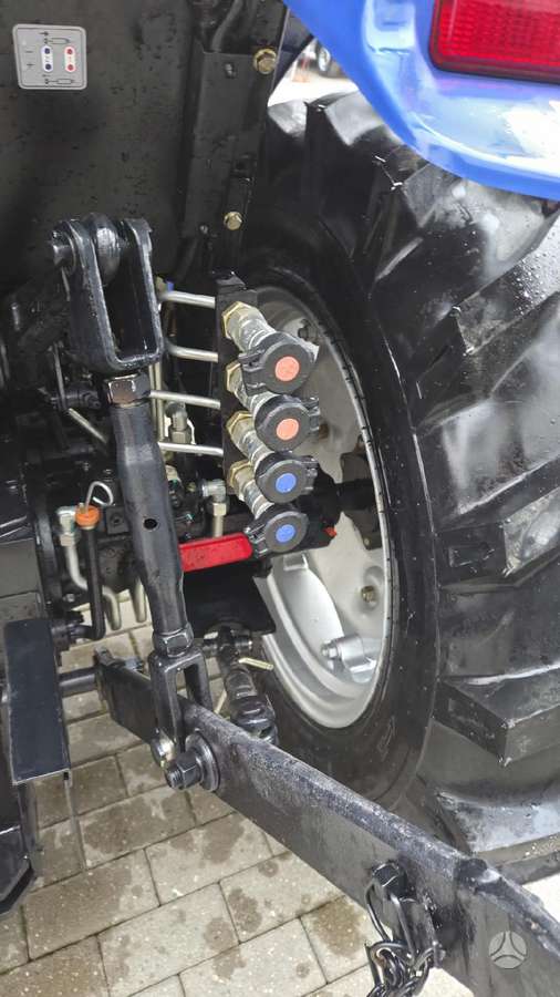 LOVOL M254 4WD, traktoriai