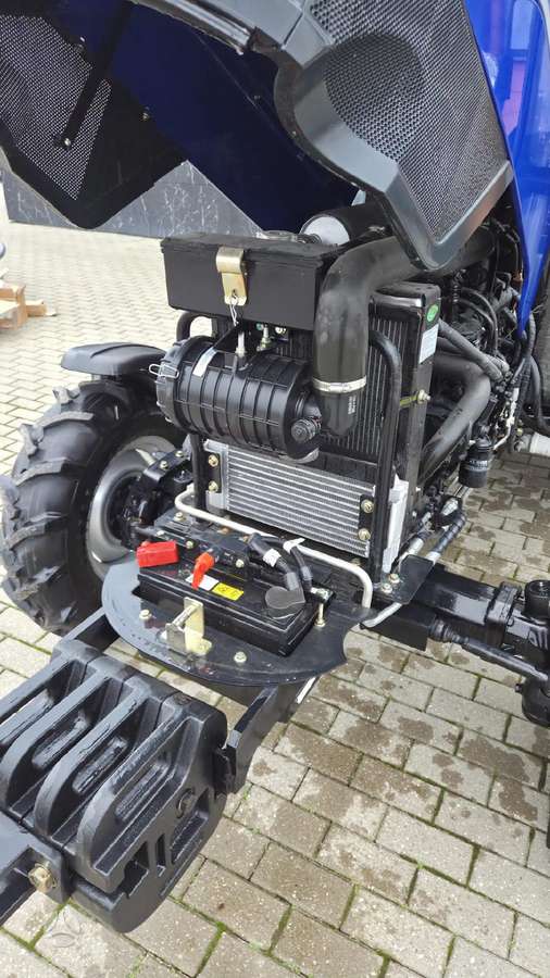 LOVOL M254 4WD, traktoriai