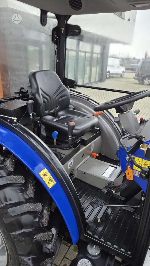 LOVOL M254 4WD, traktoriai