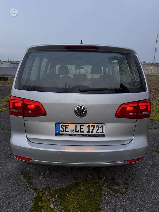 Volkswagen Touran - 7