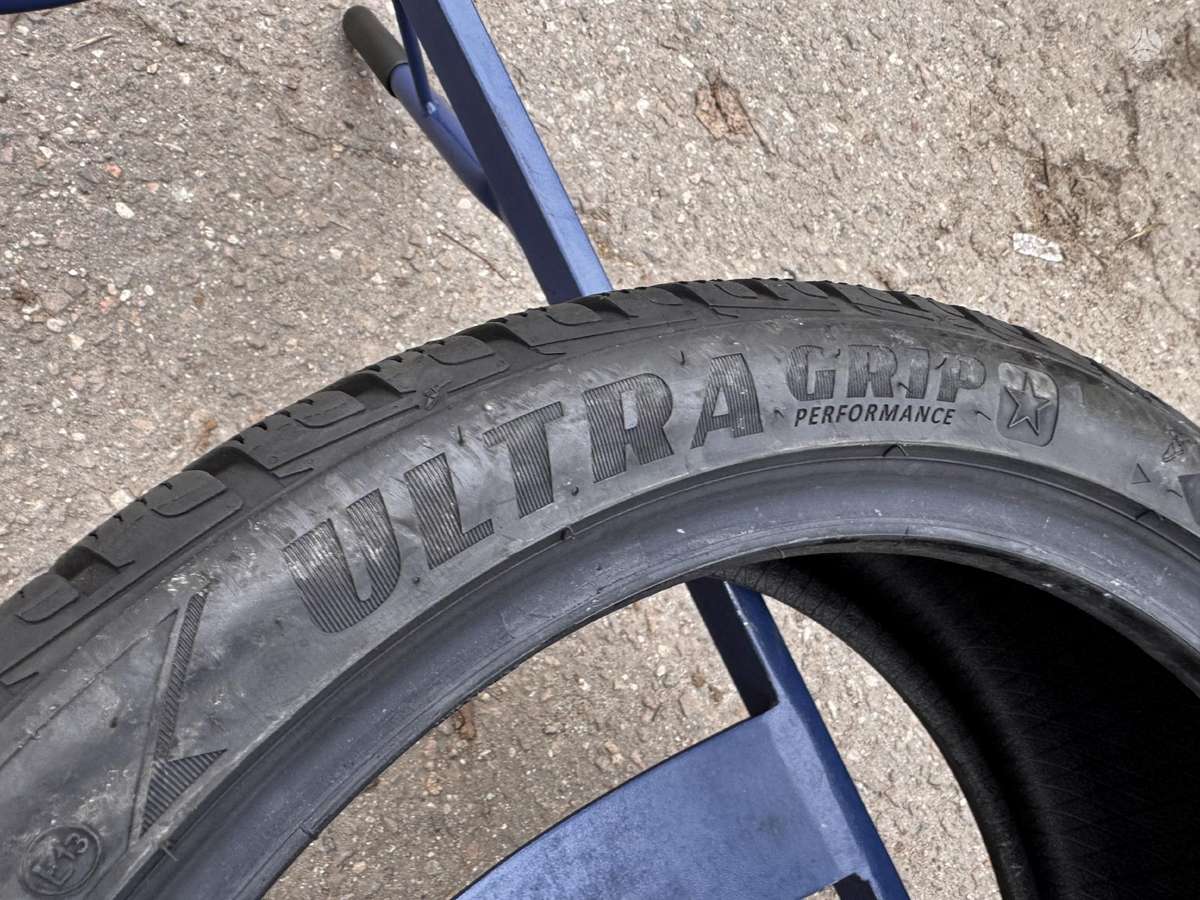 Goodyear UltraGrip Performance, winter 205/45 R18