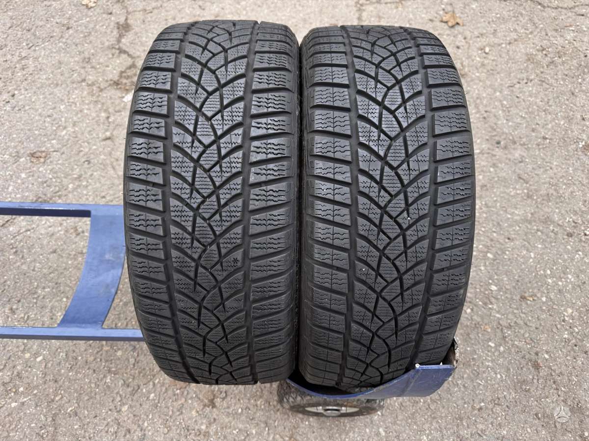 Goodyear UltraGrip Performance, winter 205/45 R18