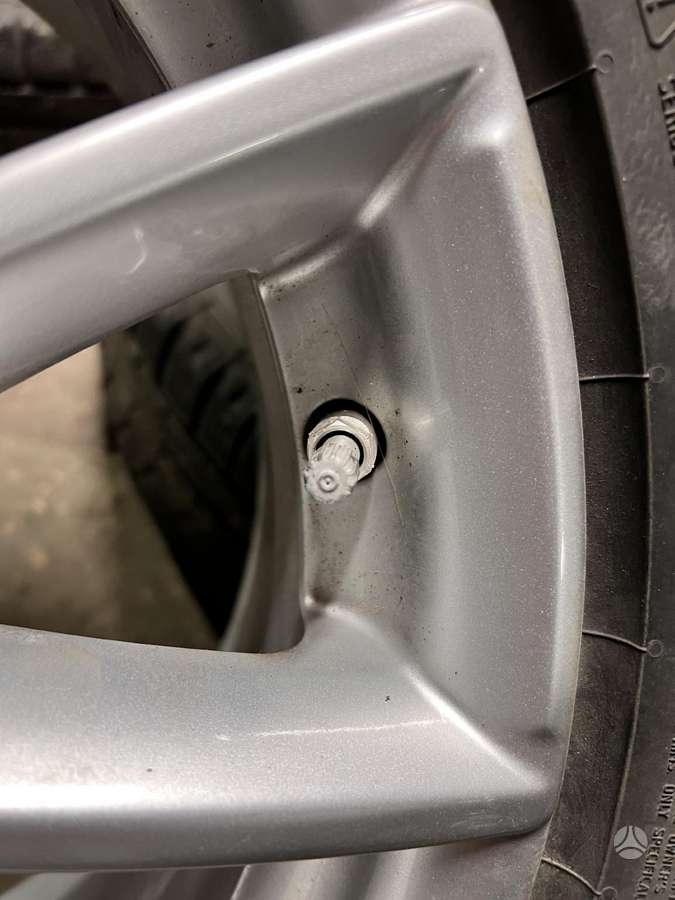 Mitsubishi, light alloy, R17