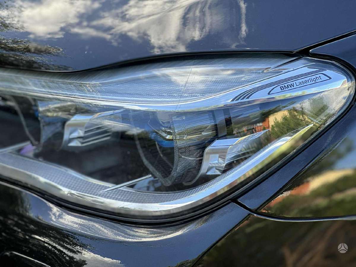 BMW 750, 3.0 l., Седан
