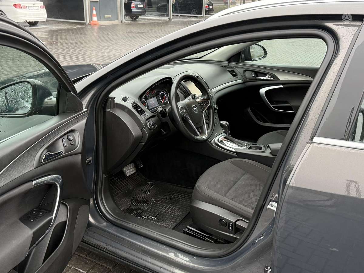 Opel Insignia, 1.6 l., Универсал