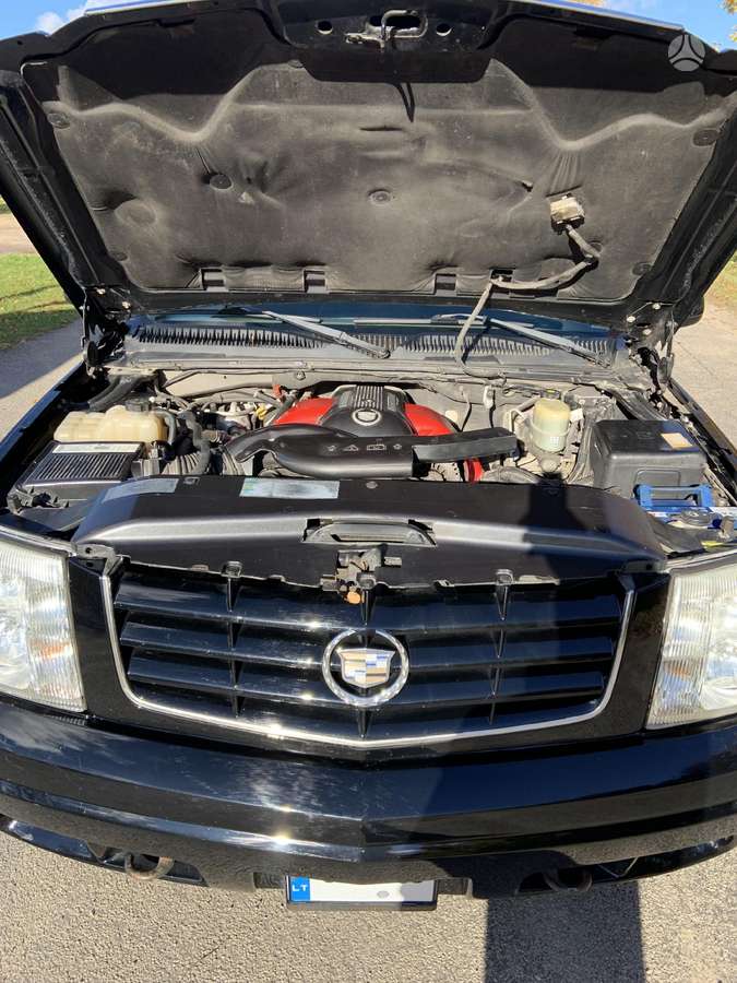 Cadillac Escalade 2002 Enginenull