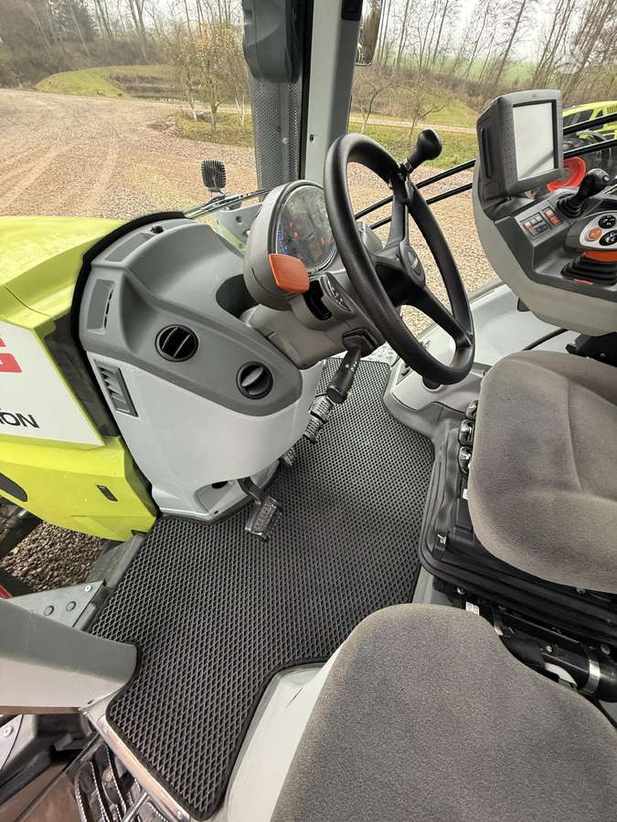 John Deere Kilimukai, тракторы