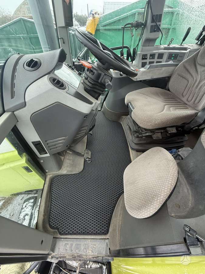 John Deere Kilimukai, тракторы
