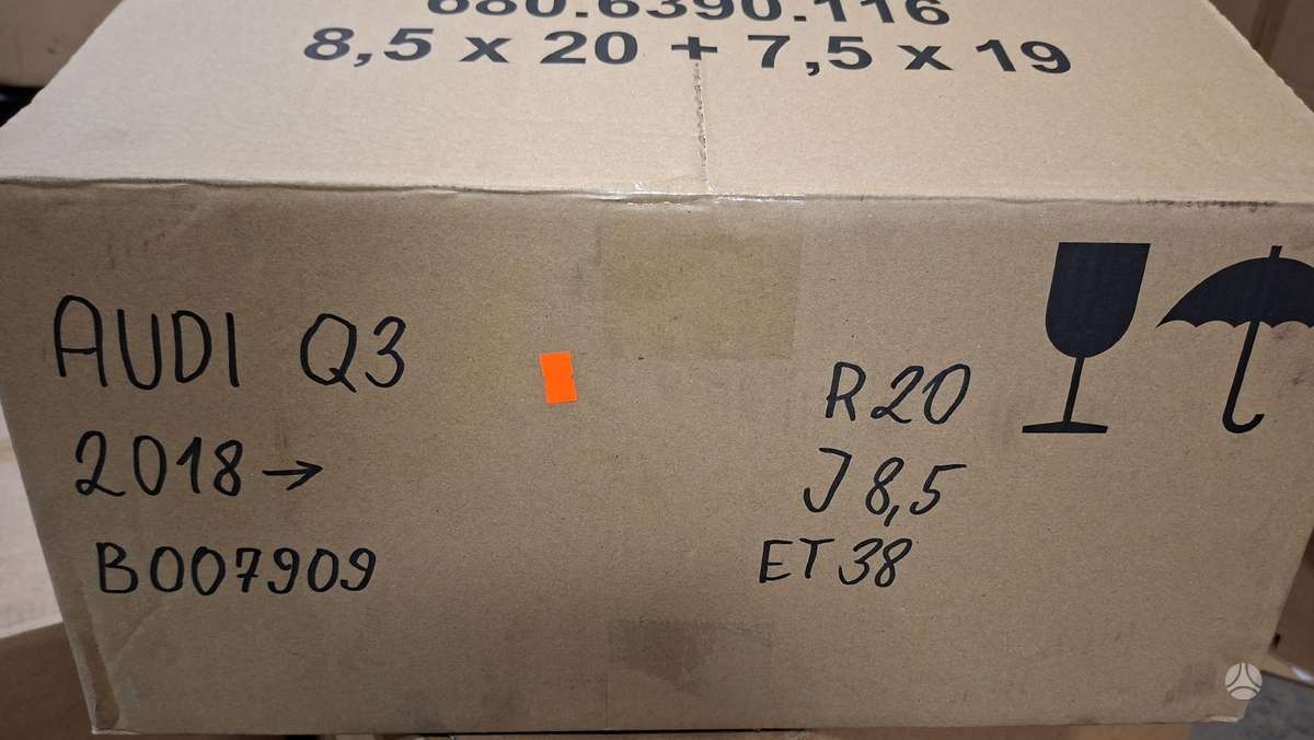Audi Q3, 83A601025A, Cen29686