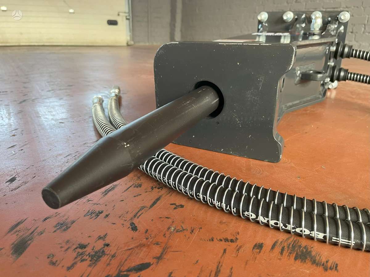 -Kita- KSH200, hydraulic hammers