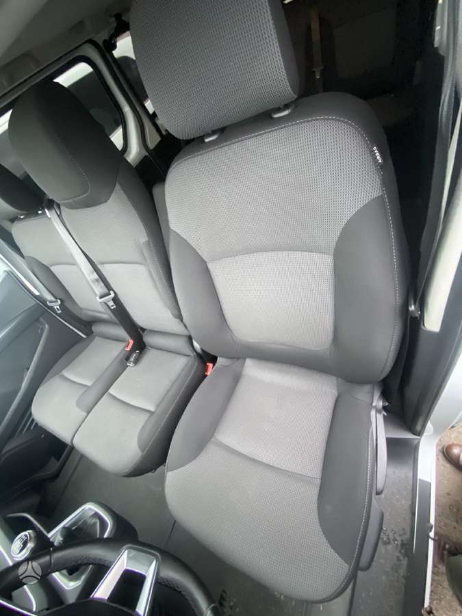 Renault Trafic - 7