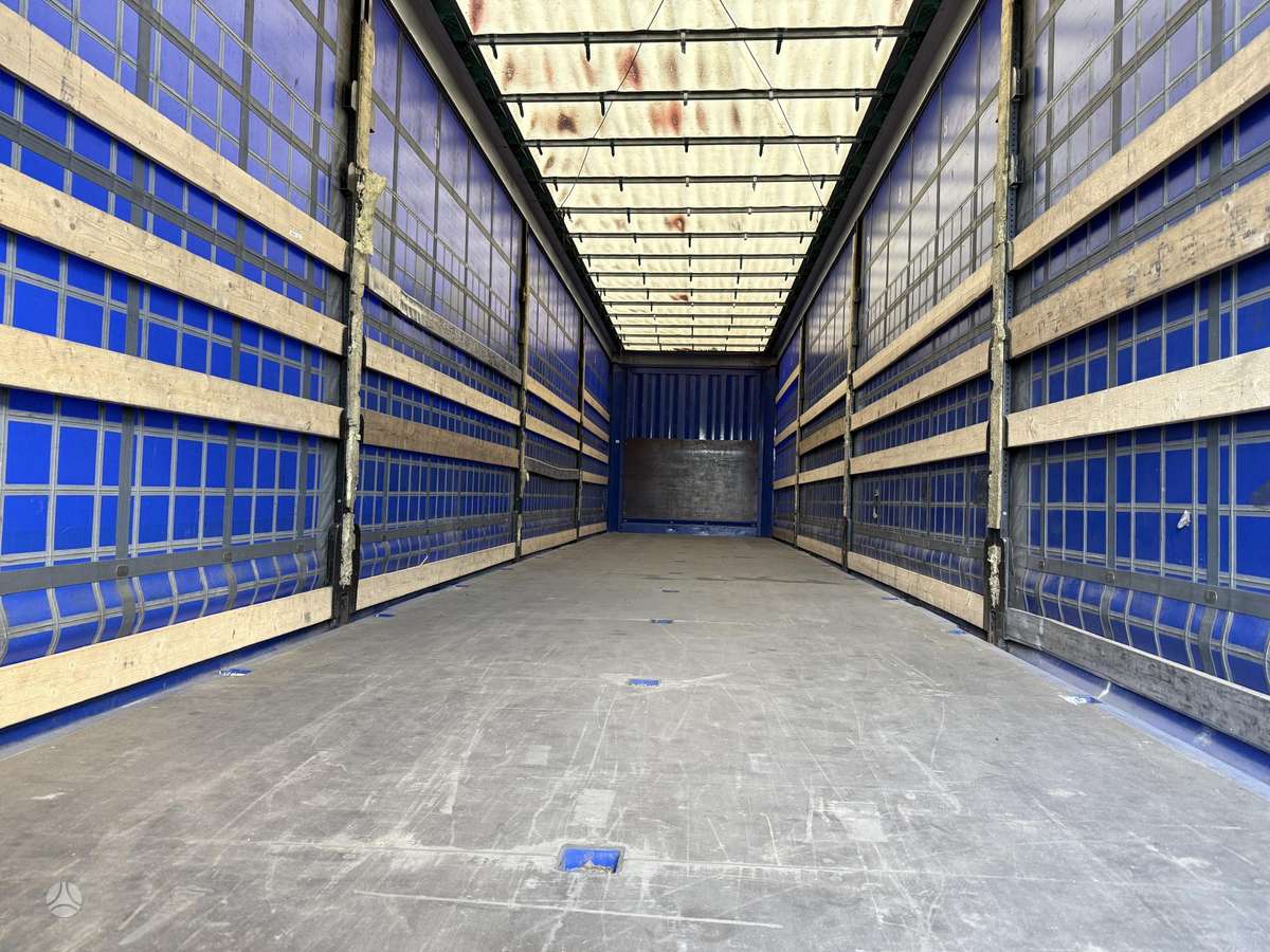 Krone SD, užuolaidinės / tentinės