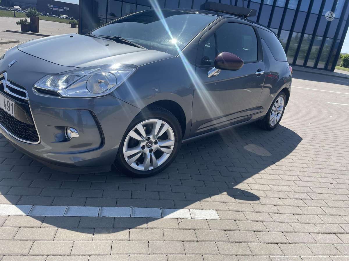 Citroen DS3, 1.6 l., Хэтчбек