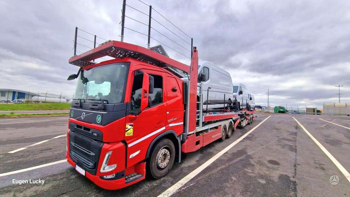 Volvo + Kassbohrer 2024, auto transporters