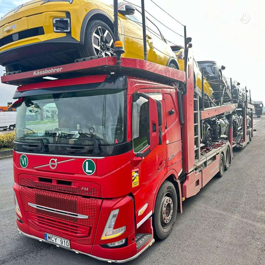 Volvo + Kassbohrer 2021, auto transporters