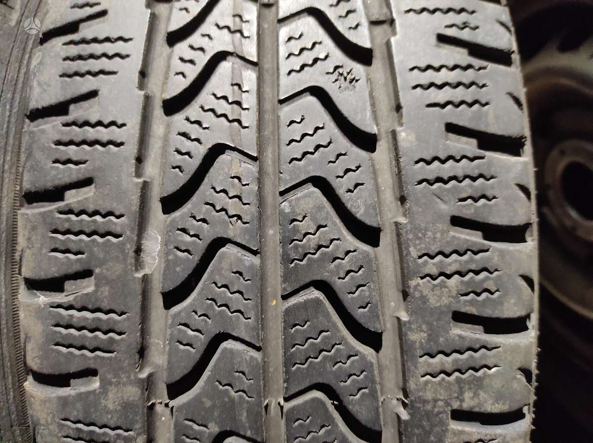 Ford, tērauda apzīmogoti, R15