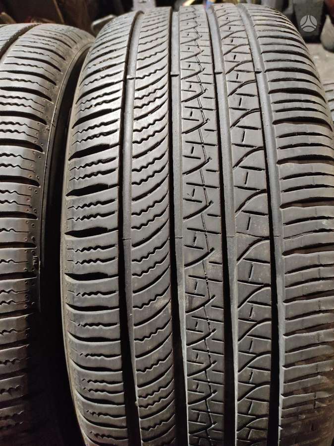 Pirelli, universalios 235/50 R20