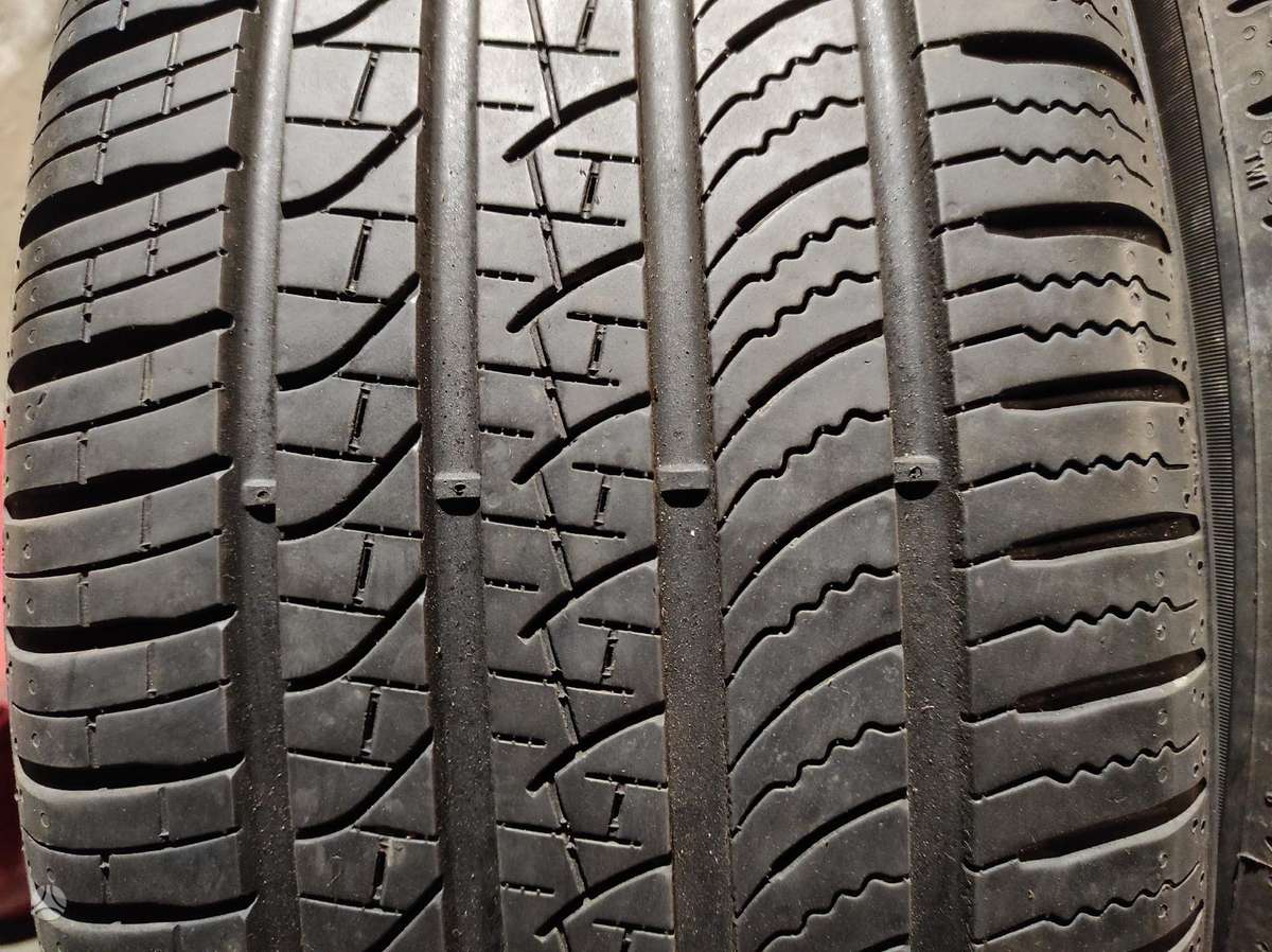 Pirelli, всесезонные 235/50 R20