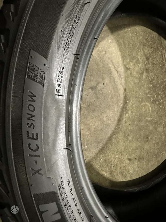 Michelin, žieminės 225/50 R17