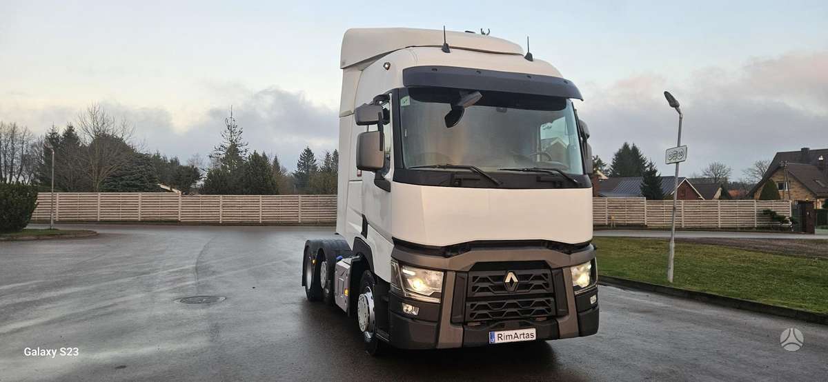 Renault T 480, double sleeper