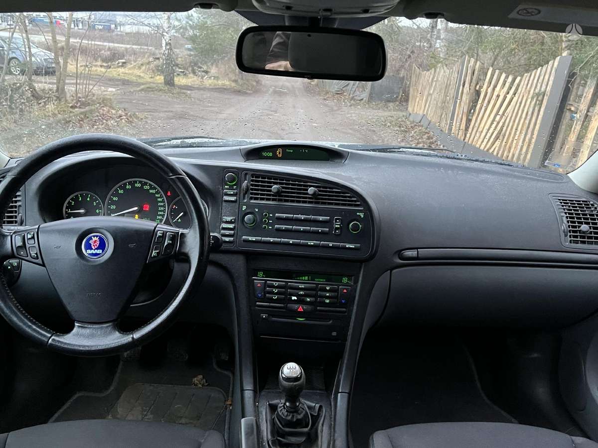 Saab 9-3 for parts