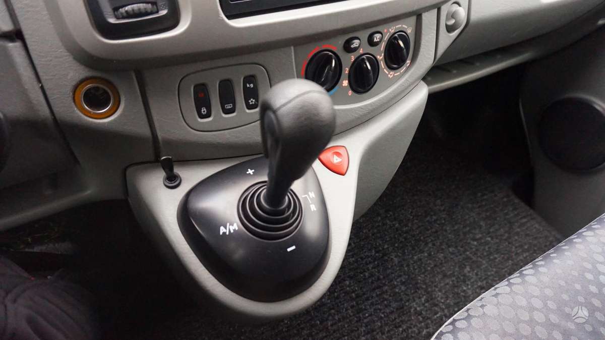Renault Trafic, 2.5 l., passenger minibus