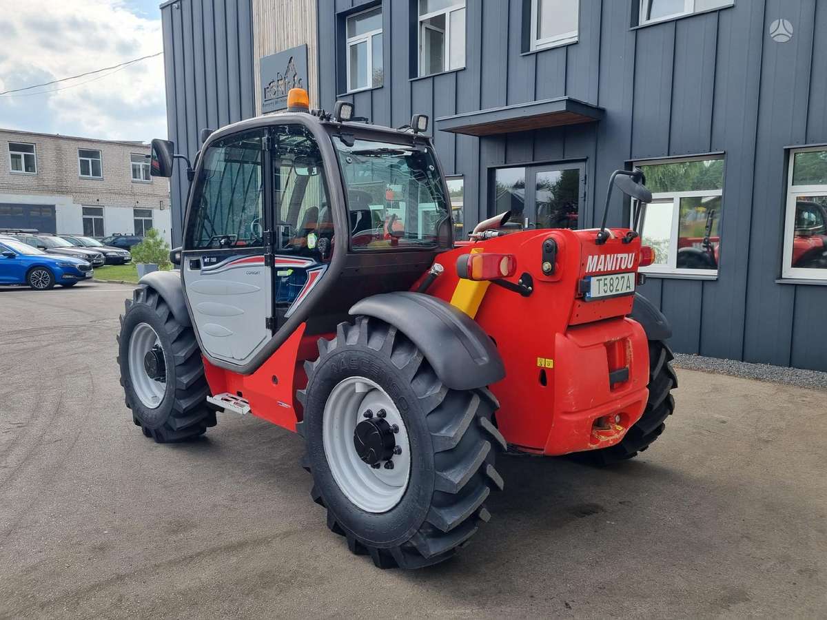 Manitou MT732, telescopic handler