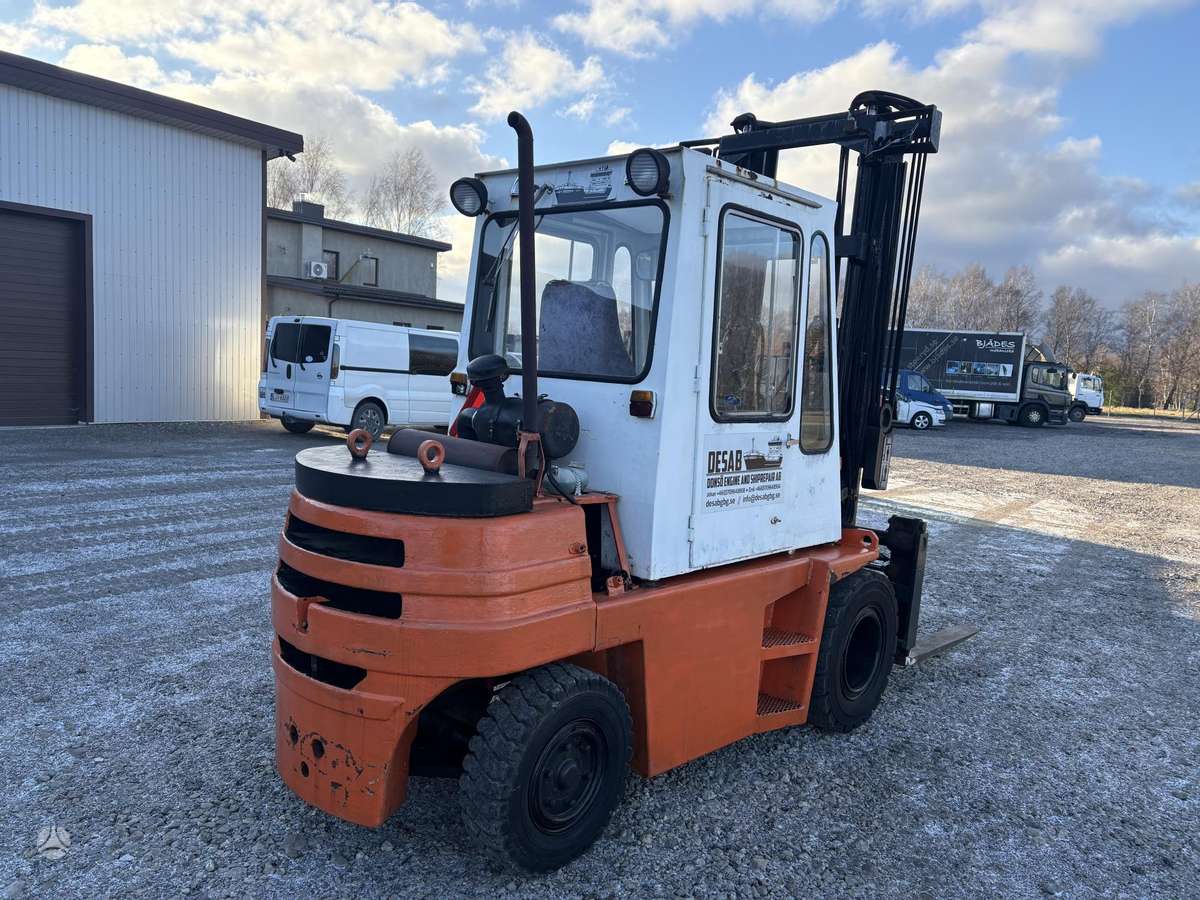 Kalmar 4-500, вилочные погрузчики