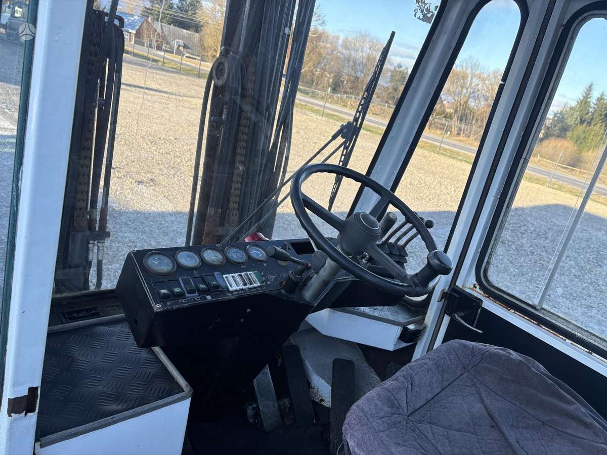 Kalmar 4-500, вилочные погрузчики