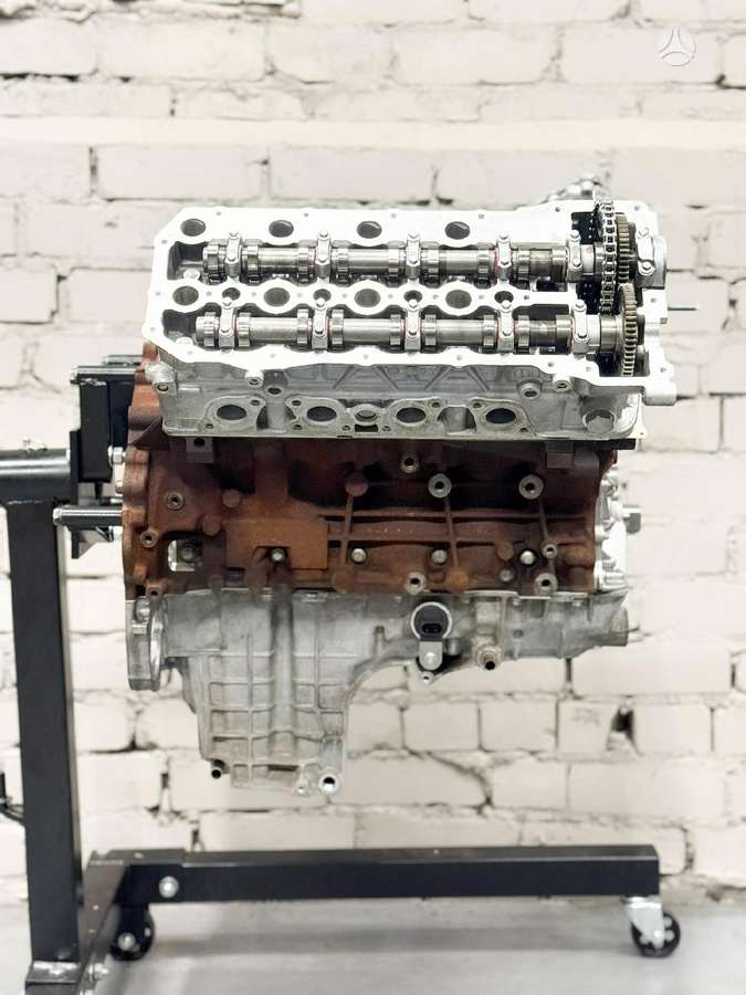 Land Rover Range Rover, Lr035361, variklis