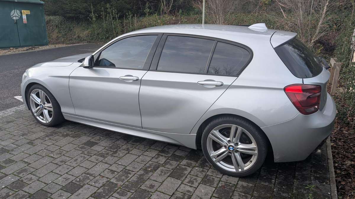 BMW 120