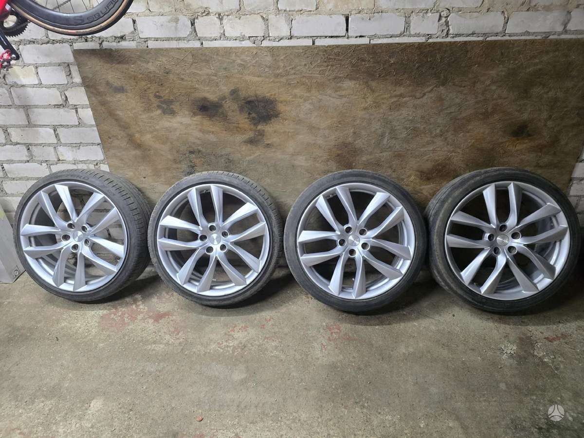 TESLA S, kaltiniai, R21
