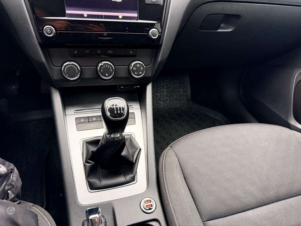 Skoda Octavia, 1.4 l., Седан