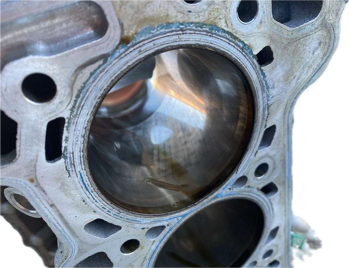 Porsche Cayenne, Dcb, engine block, cylinder head